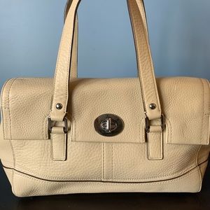 Designer Coach Handbag Beige Pebbled Leather Soho Purse